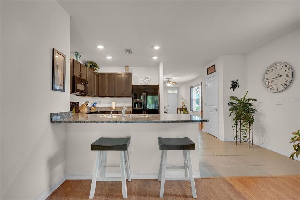For Sale: $310,000 (3 beds, 2 baths, 1516 Square Feet)