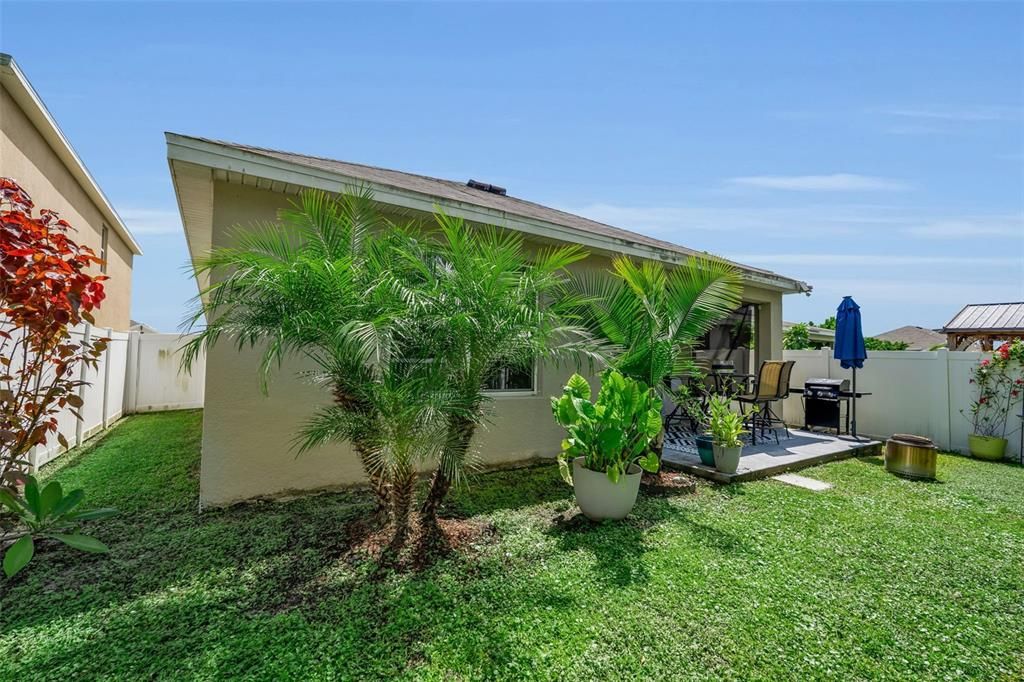 For Sale: $310,000 (3 beds, 2 baths, 1516 Square Feet)