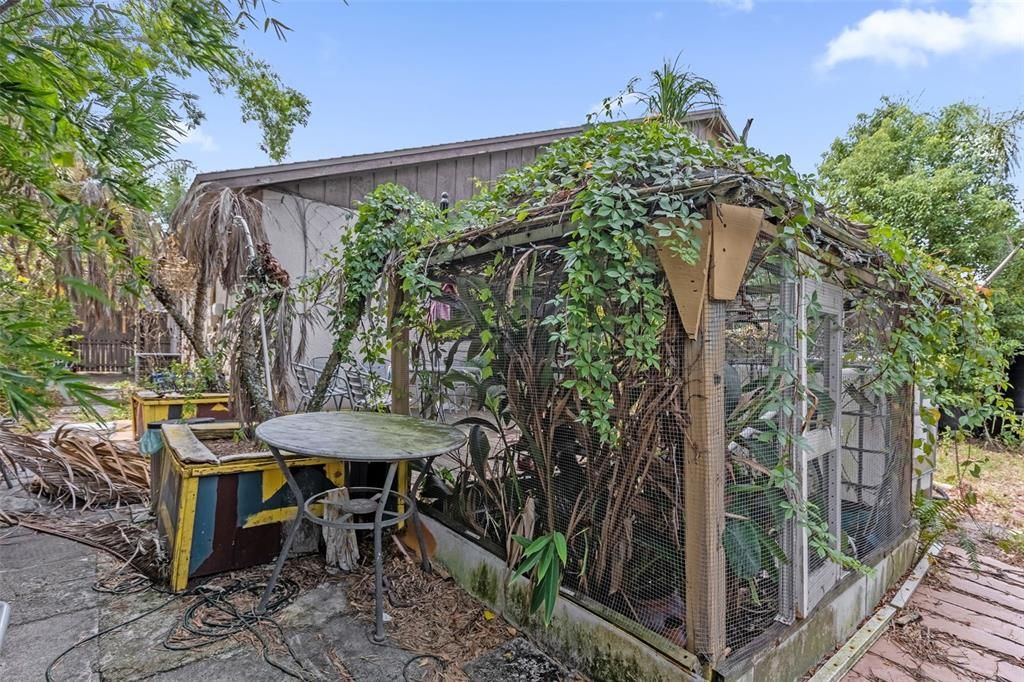 En Venta: $250,000 (3 camas, 2 baños, 1250 Pies cuadrados)