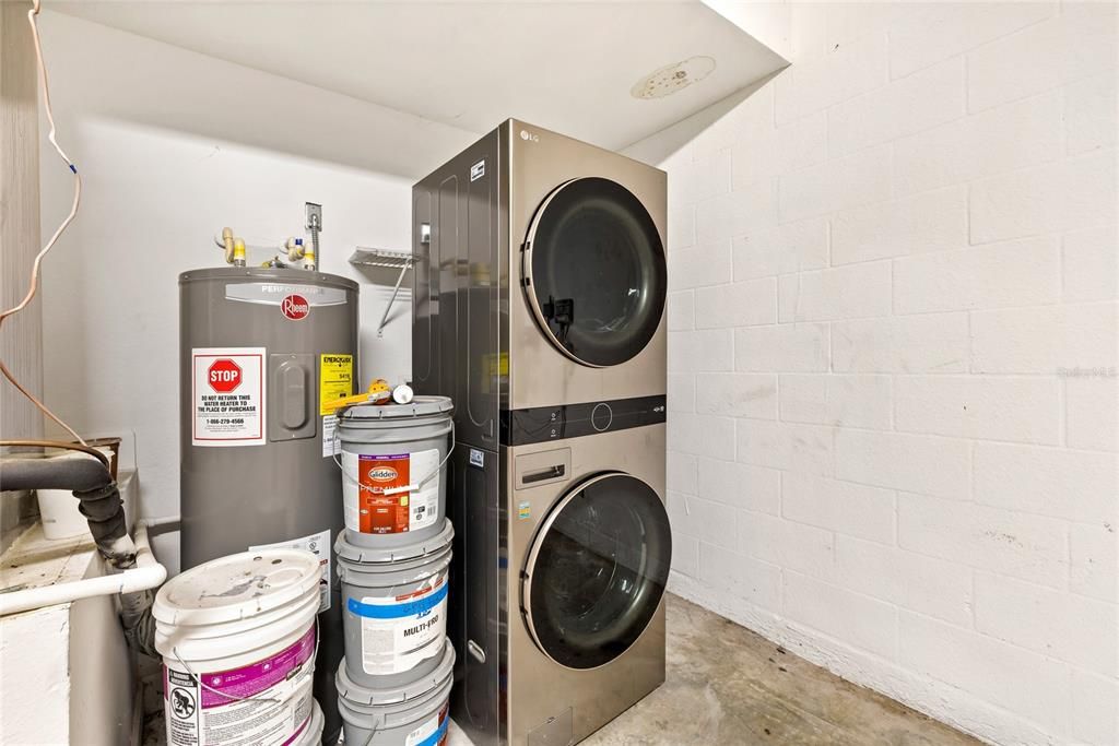 En Renta: $2,400 (3 camas, 2 baños, 1912 Pies cuadrados)