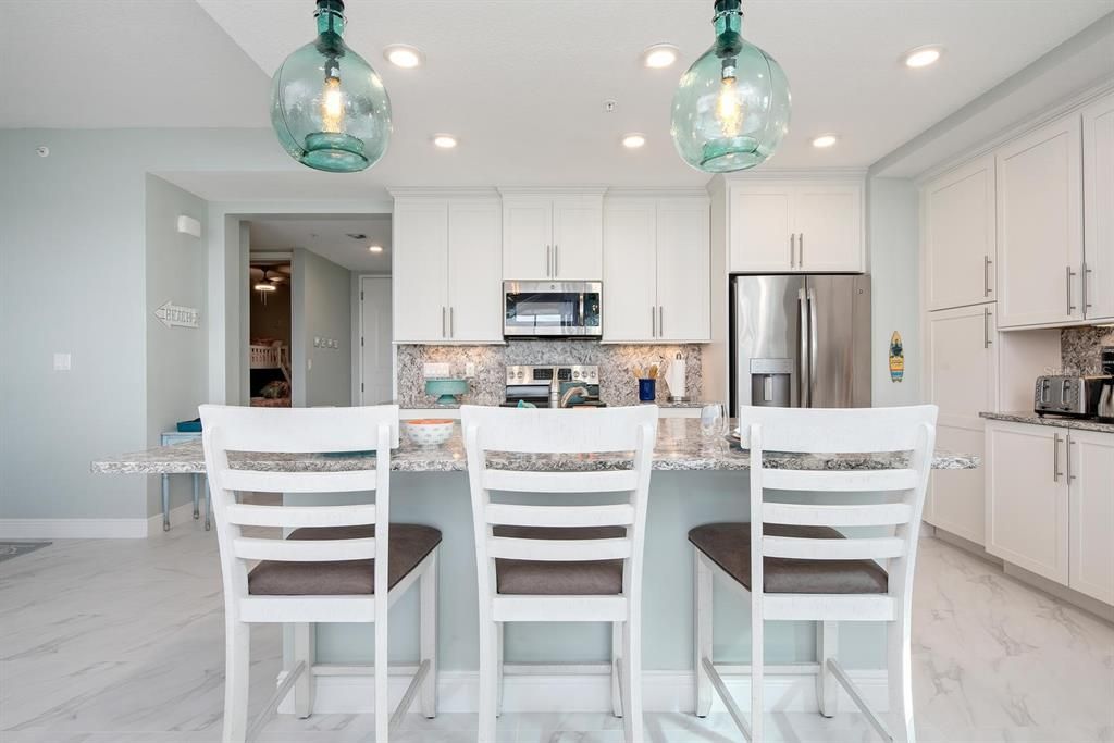 En Venta: $734,999 (3 camas, 3 baños, 1664 Pies cuadrados)