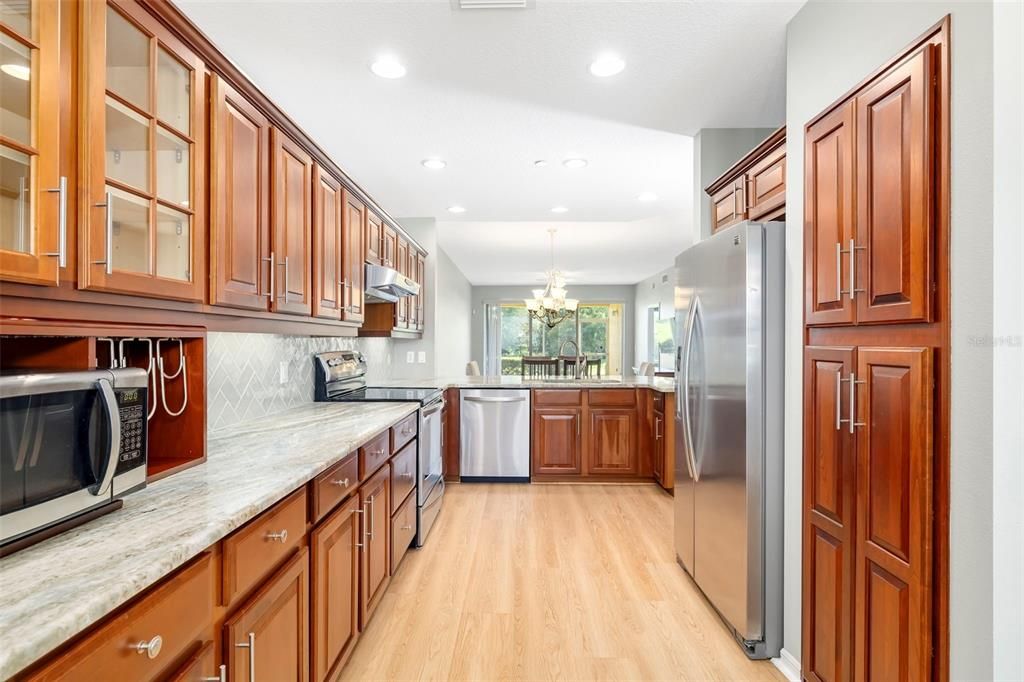 En Venta: $319,000 (2 camas, 2 baños, 1552 Pies cuadrados)