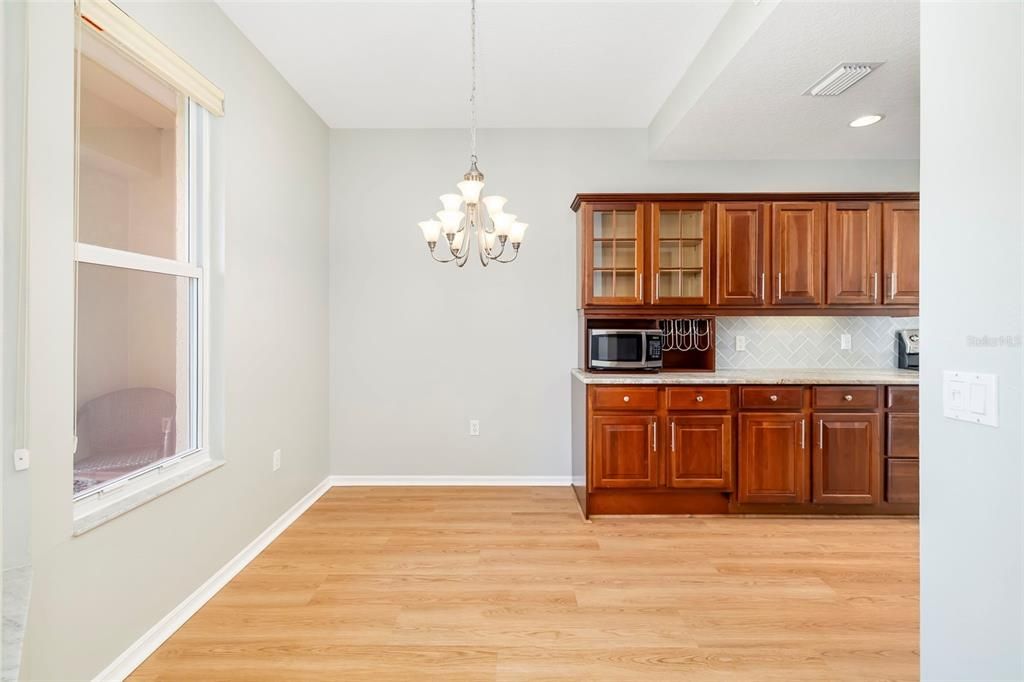 En Venta: $319,000 (2 camas, 2 baños, 1552 Pies cuadrados)
