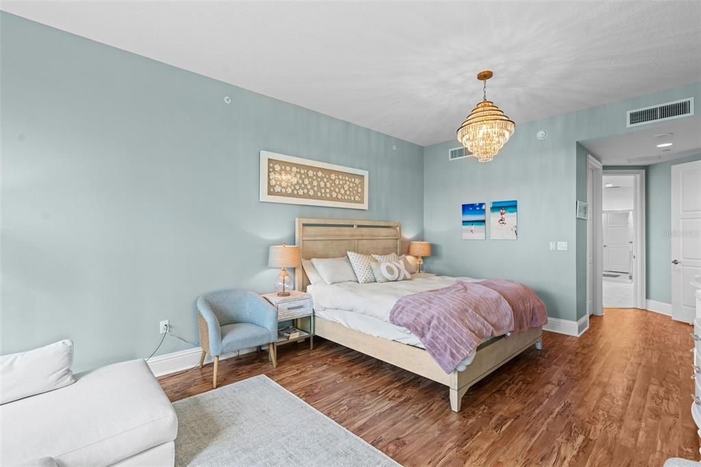 В аренду: $12,500 (3 спален, 2 ванн, 1861 Квадратных фут)