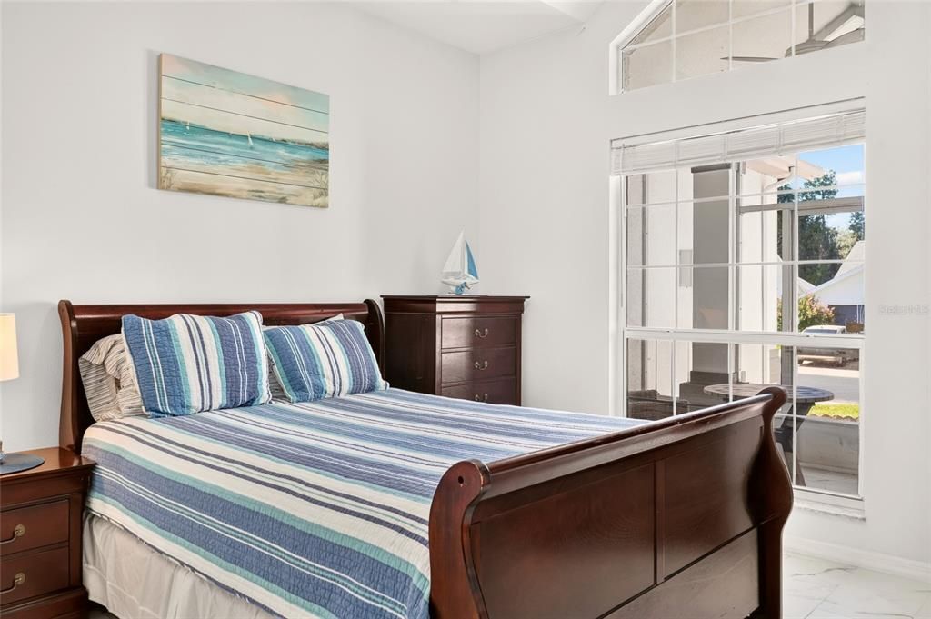 For Sale: $229,000 (2 beds, 2 baths, 1266 Square Feet)