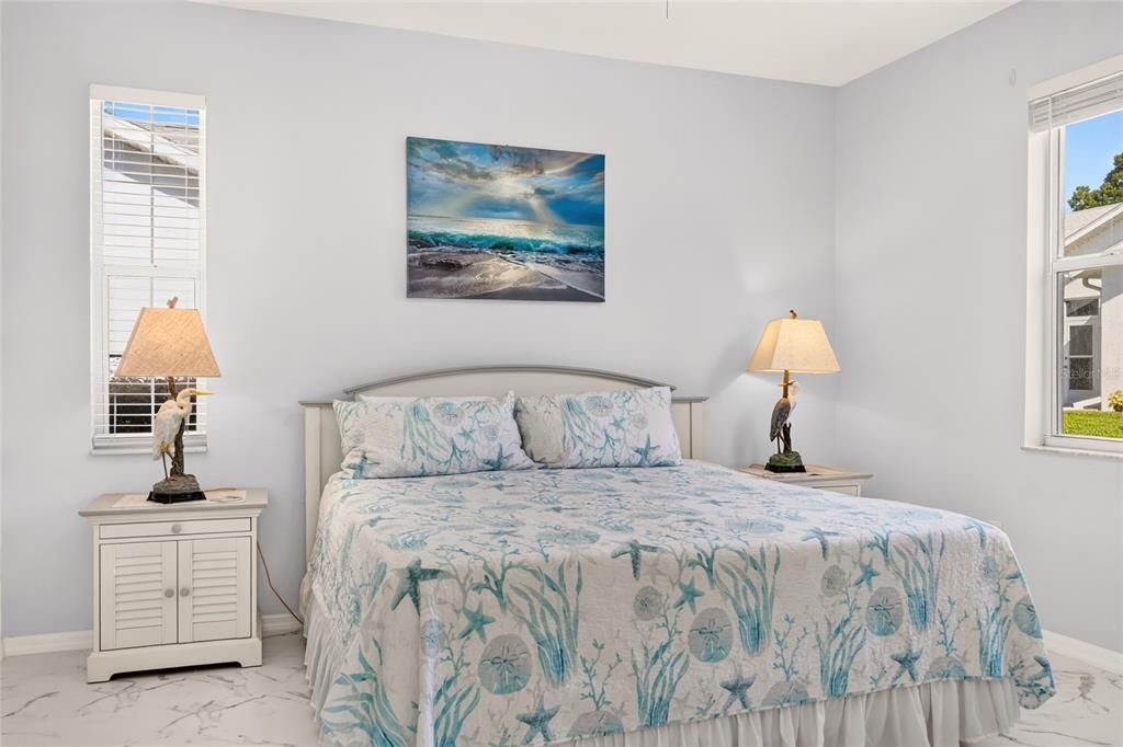 For Sale: $229,000 (2 beds, 2 baths, 1266 Square Feet)