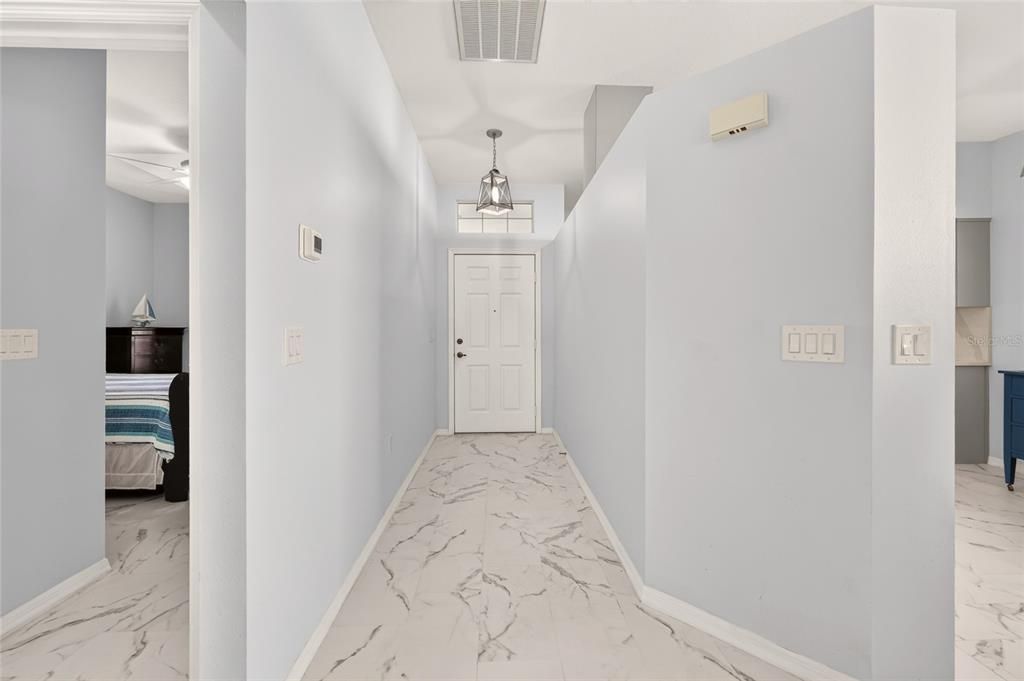 For Sale: $229,000 (2 beds, 2 baths, 1266 Square Feet)