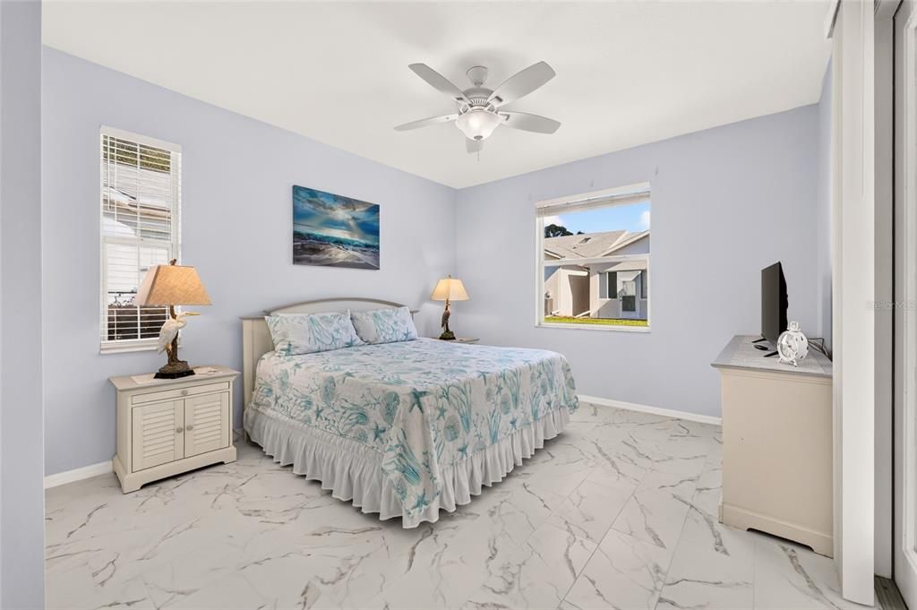 For Sale: $229,000 (2 beds, 2 baths, 1266 Square Feet)