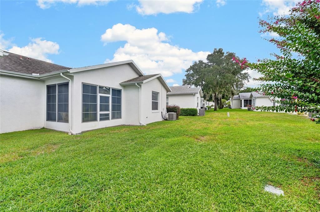 For Sale: $229,000 (2 beds, 2 baths, 1266 Square Feet)