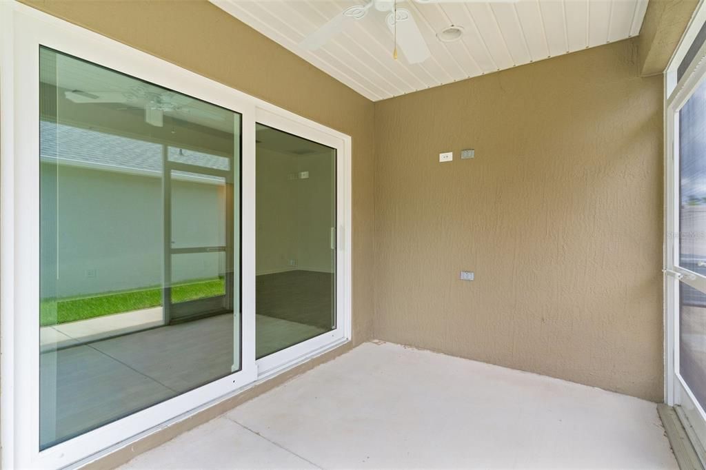 For Sale: $439,000 (3 beds, 2 baths, 1647 Square Feet)