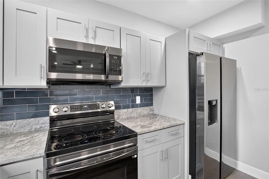 En Venta: $235,000 (2 camas, 2 baños, 1333 Pies cuadrados)