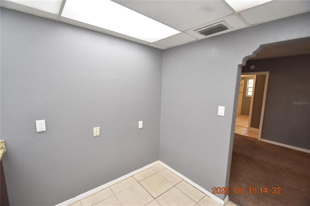 For Rent: $2,675 (4 beds, 2 baths, 2200 Square Feet)