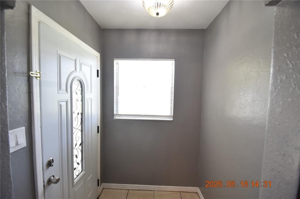 For Rent: $2,675 (4 beds, 2 baths, 2200 Square Feet)