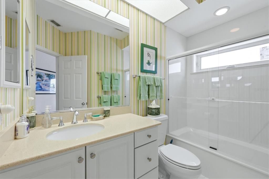 For Sale: $2,125,000 (3 beds, 3 baths, 1924 Square Feet)