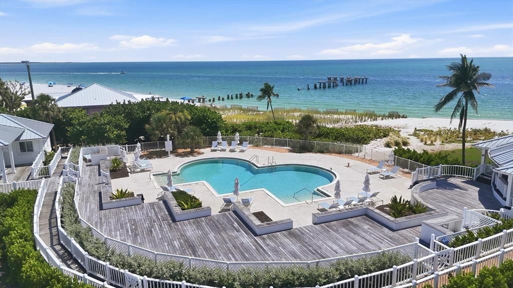 For Sale: $2,125,000 (3 beds, 3 baths, 1924 Square Feet)