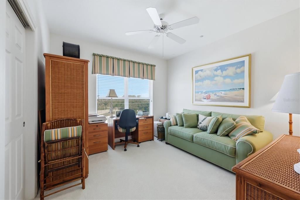 For Sale: $2,125,000 (3 beds, 3 baths, 1924 Square Feet)