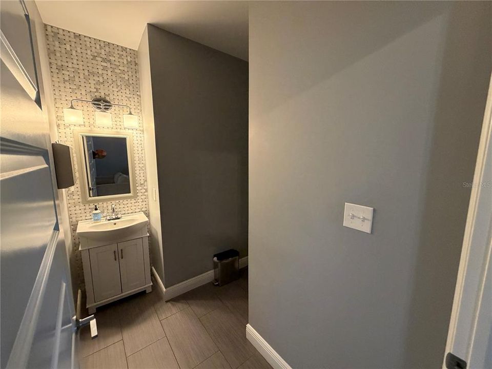 En Venta: $1,390,000 (0 camas, 0 baños, 1988 Pies cuadrados)