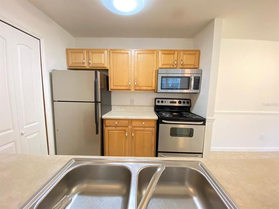 В аренду: $1,500 (2 спален, 2 ванн, 943 Квадратных фут)