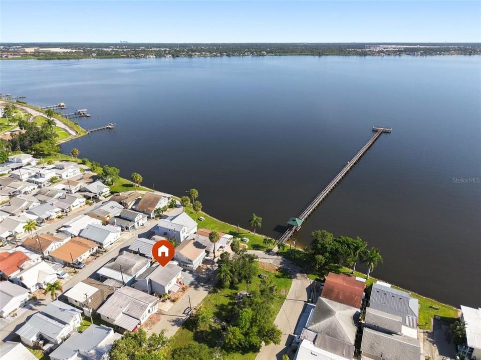 For Sale: $237,800 (2 beds, 2 baths, 1160 Square Feet)