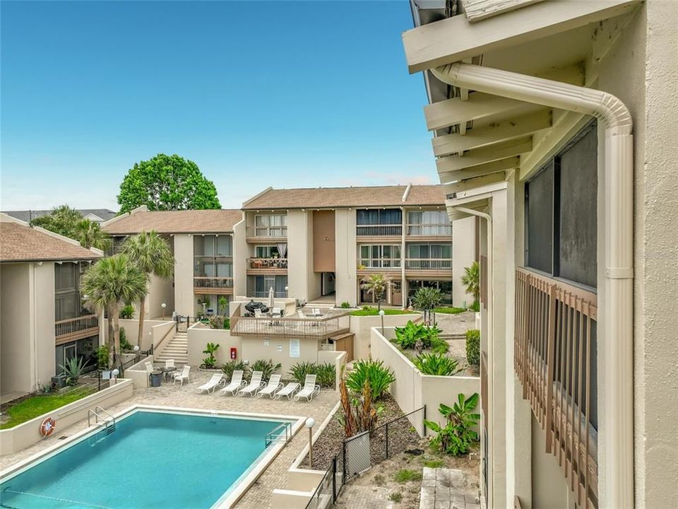 For Rent: $1,650 (2 beds, 2 baths, 1029 Square Feet)