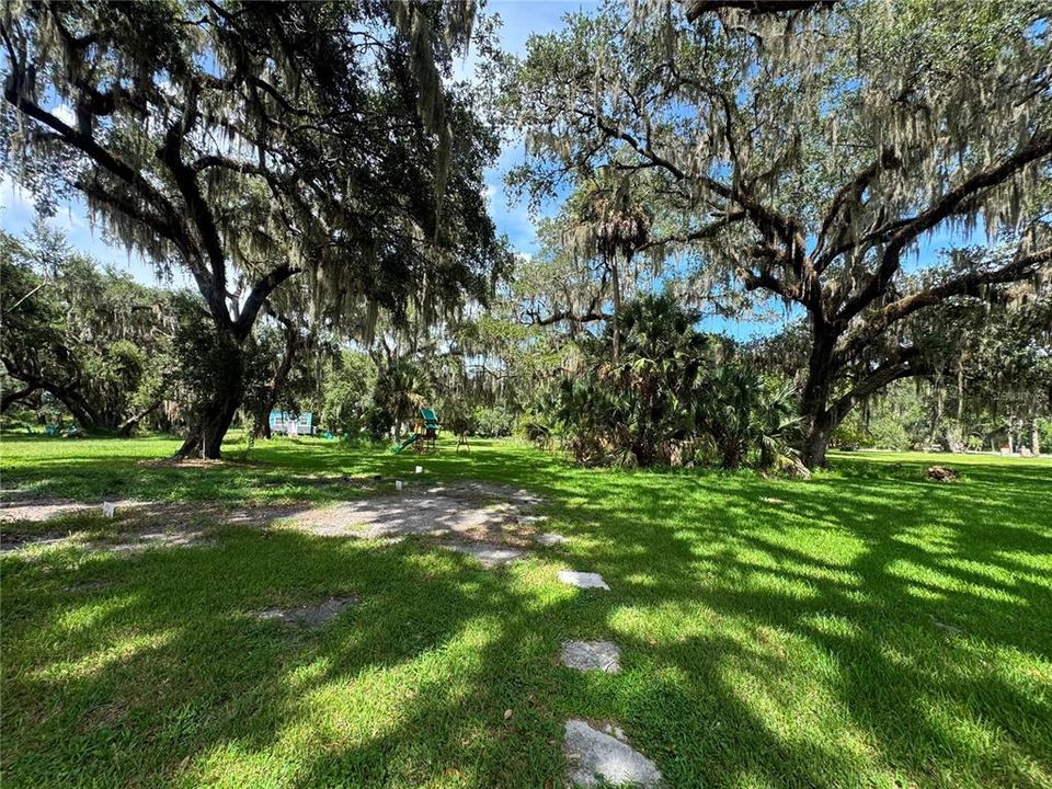 En Venta: $199,000 (1.22 acres)