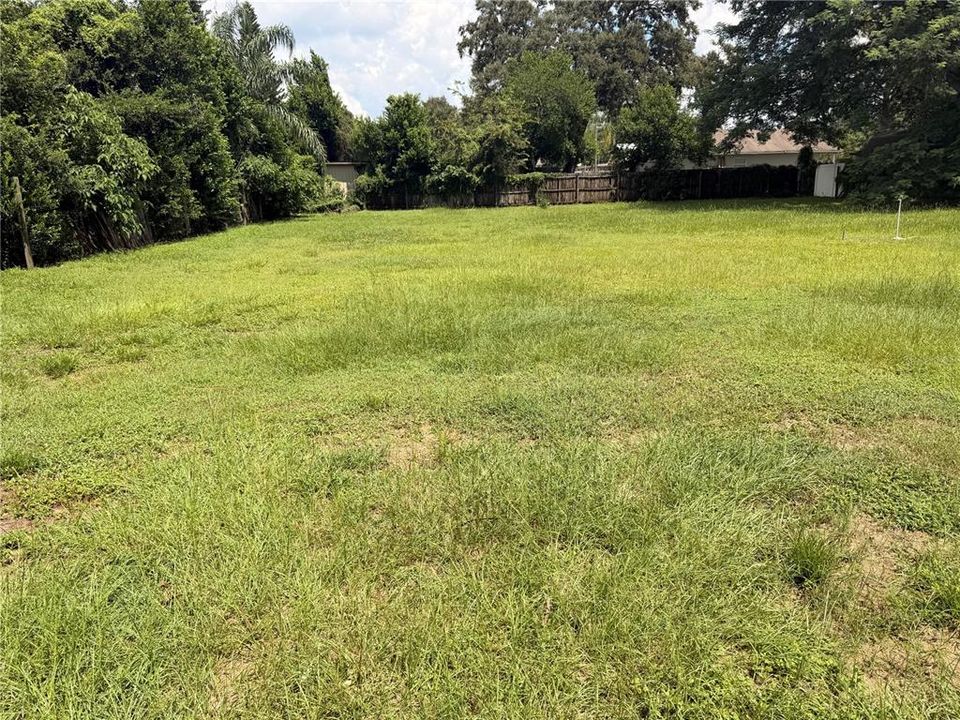 En Venta: $185,000 (0.16 acres)