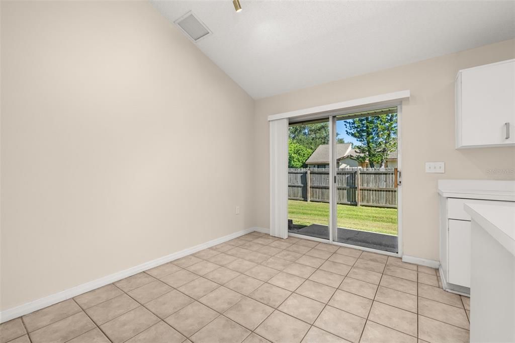For Rent: $1,800 (2 beds, 2 baths, 1248 Square Feet)