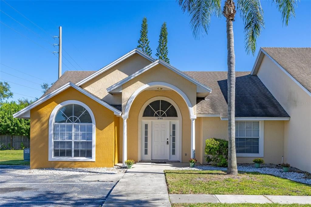 For Rent: $1,800 (2 beds, 2 baths, 1248 Square Feet)