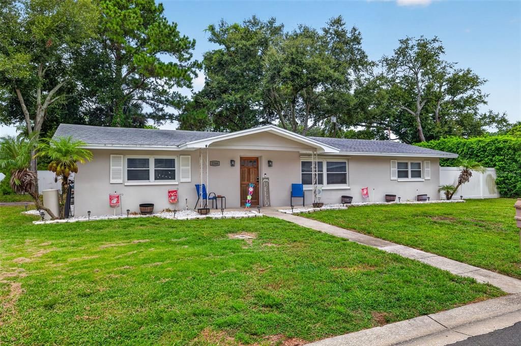 En Venta: $470,000 (4 camas, 2 baños, 1508 Pies cuadrados)