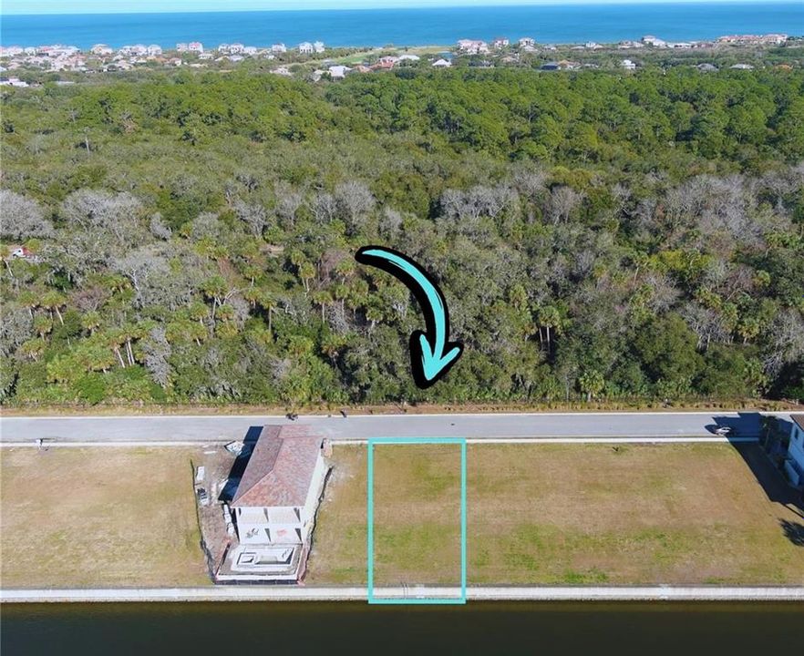 На продажу: $180,000 (0.11 acres)