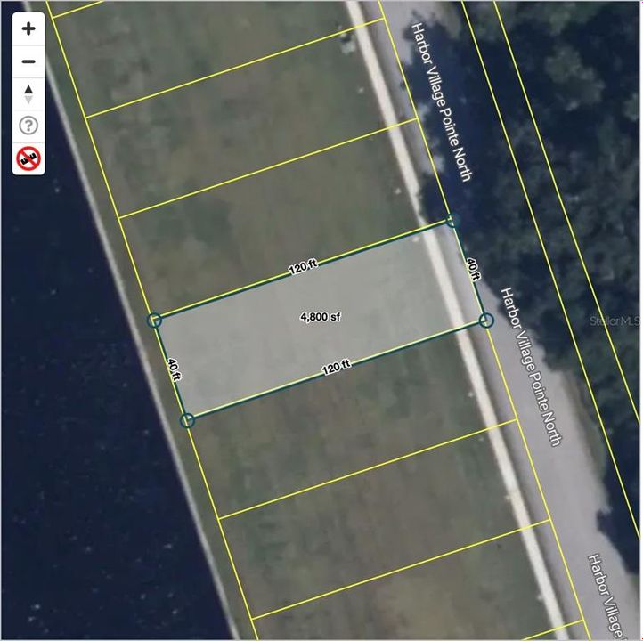 На продажу: $180,000 (0.11 acres)