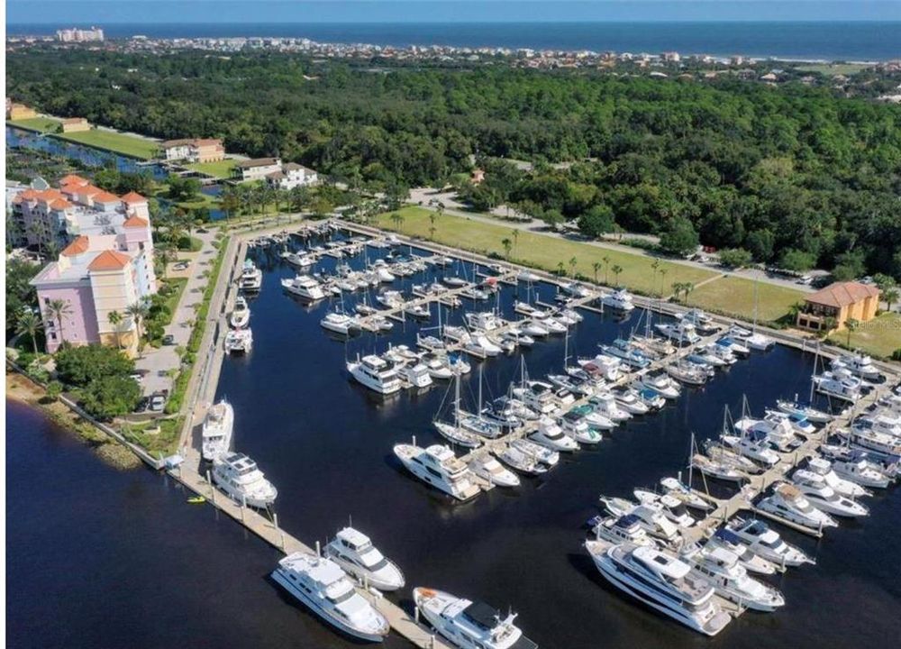 На продажу: $180,000 (0.11 acres)