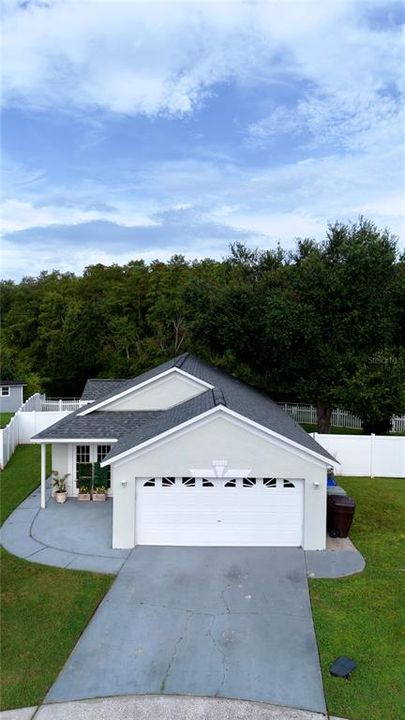 For Sale: $349,000 (3 beds, 2 baths, 1284 Square Feet)