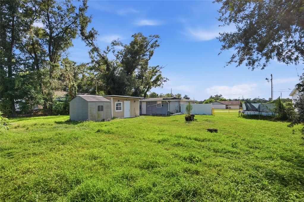For Sale: $259,900 (5 beds, 3 baths, 1668 Square Feet)