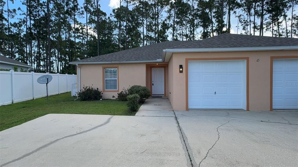 For Rent: $1,495 (3 beds, 2 baths, 1250 Square Feet)