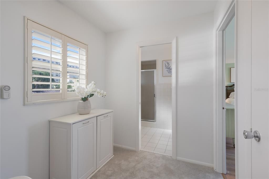 For Sale: $839,900 (2 beds, 2 baths, 1368 Square Feet)
