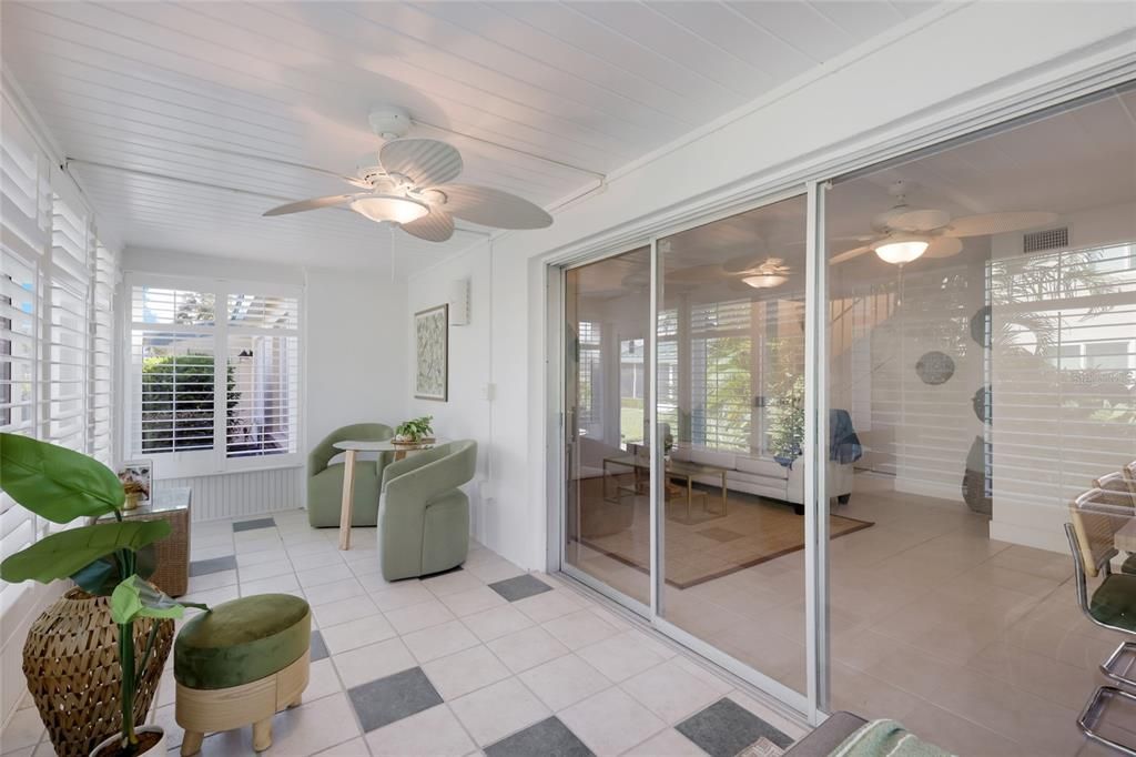 For Sale: $839,900 (2 beds, 2 baths, 1368 Square Feet)