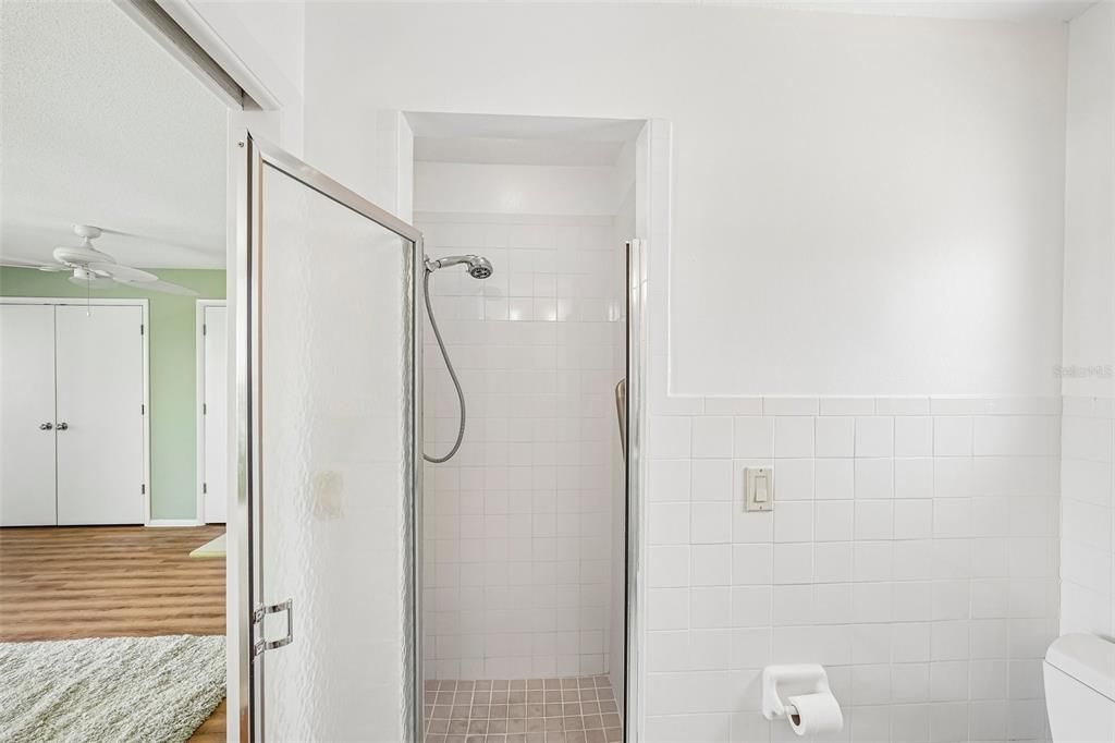 For Sale: $839,900 (2 beds, 2 baths, 1368 Square Feet)