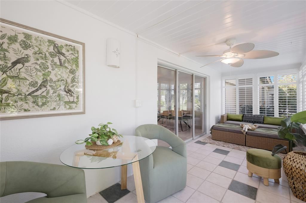 For Sale: $839,900 (2 beds, 2 baths, 1368 Square Feet)