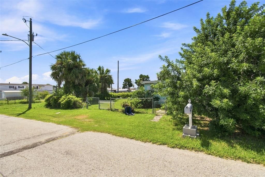 For Sale: $190,000 (0.15 acres)