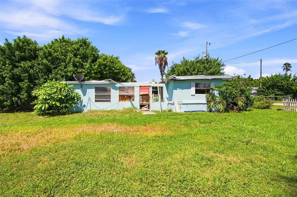 For Sale: $190,000 (0.15 acres)