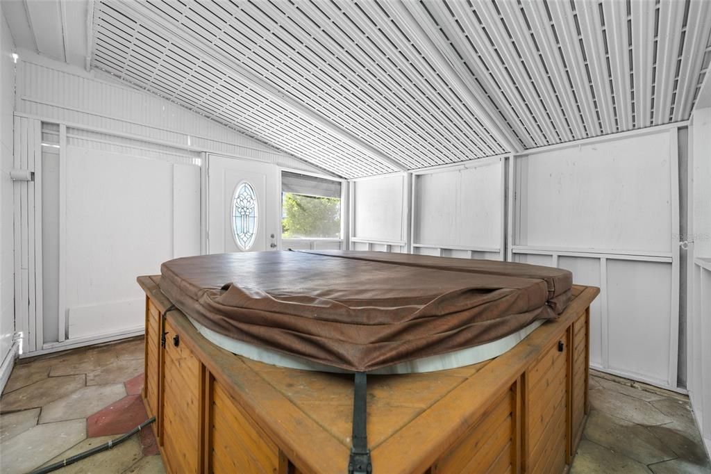 En Venta: $339,000 (2 camas, 1 baños, 1136 Pies cuadrados)
