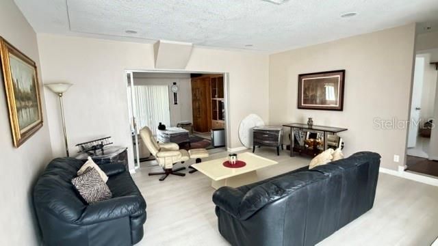 На продажу: $575,000 (3 спален, 2 ванн, 1867 Квадратных фут)
