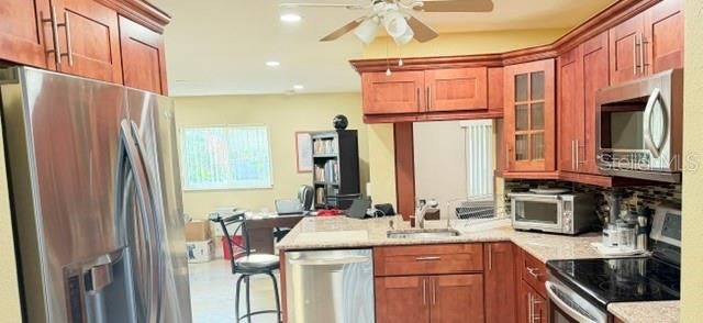 На продажу: $575,000 (3 спален, 2 ванн, 1867 Квадратных фут)