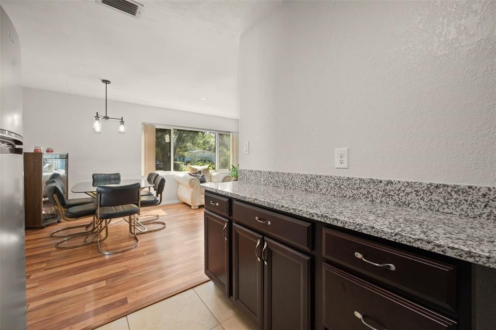 En Venta: $209,900 (3 camas, 1 baños, 1169 Pies cuadrados)