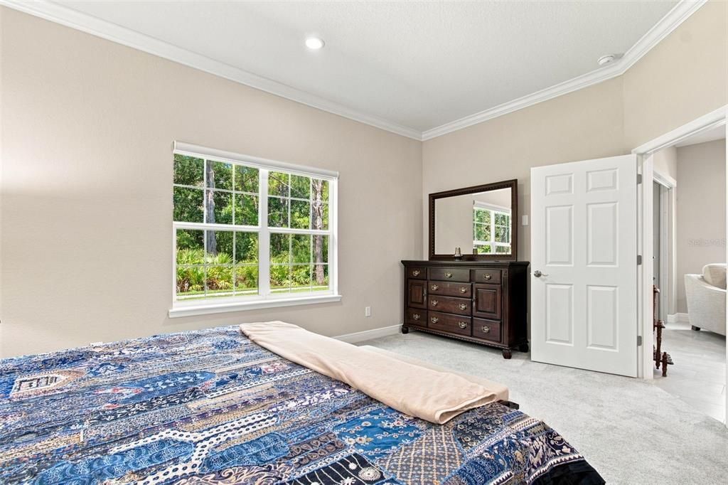 For Sale: $485,000 (2 beds, 2 baths, 1684 Square Feet)