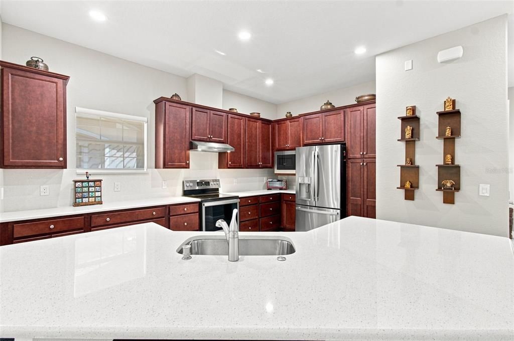 For Sale: $485,000 (2 beds, 2 baths, 1684 Square Feet)