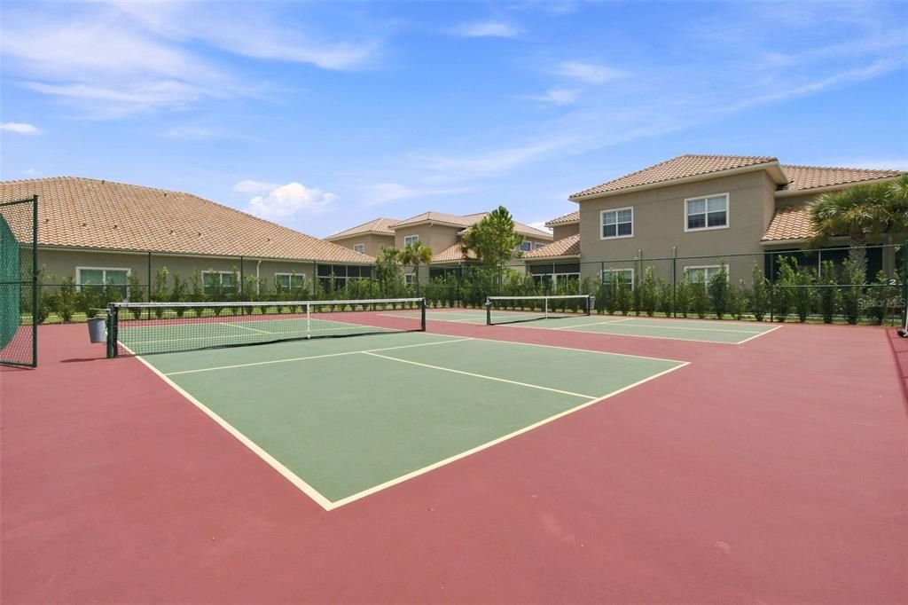 For Sale: $485,000 (2 beds, 2 baths, 1684 Square Feet)