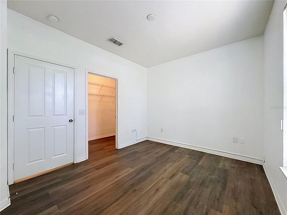 На продажу: $160,000 (2 спален, 2 ванн, 1152 Квадратных фут)
