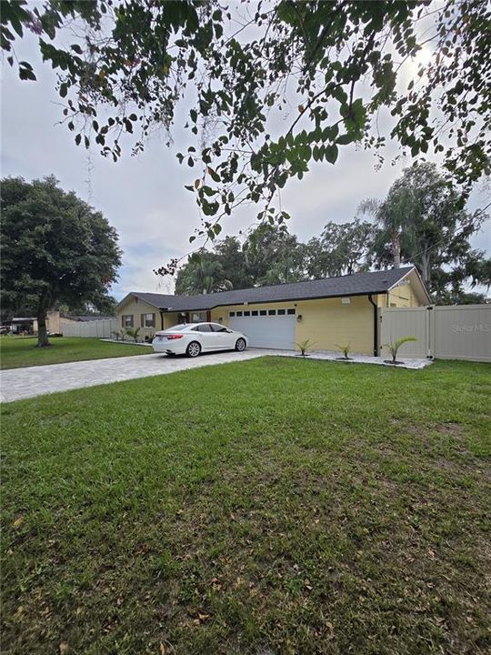 For Rent: $1,200 (1 beds, 1 baths, 450 Square Feet)